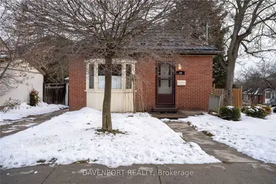 19 Borden Street, Cambridge, ON N1S 3N1