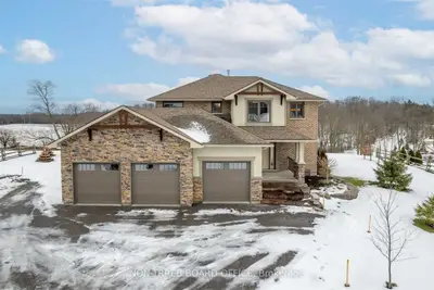Detached in Belleville