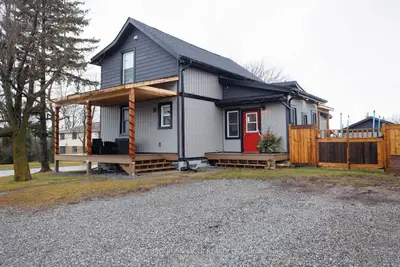 29 Weldon Road, Kawartha Lakes, On K9v 4r4