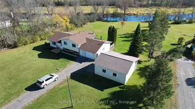 584 Hinchey Road E, Tyendinaga, On K0k 3a0