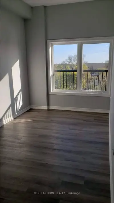 630 Princess Street 403, Kingston, ON K7L 1E3