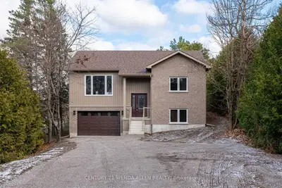282 John Street, Kawartha Lakes, On L0a 1k0