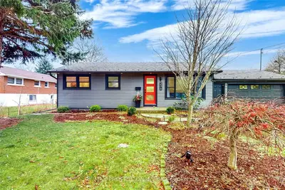 336 Lake Street, Grimsby, On L3m 1z4