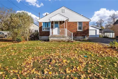 3018 Dorchester Road, Niagara Falls, On L2j 2z6
