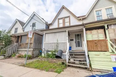 Detached in Hamilton