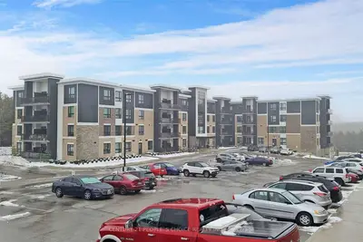 1284 Gordon Street 423, Guelph, ON N1L 0M8