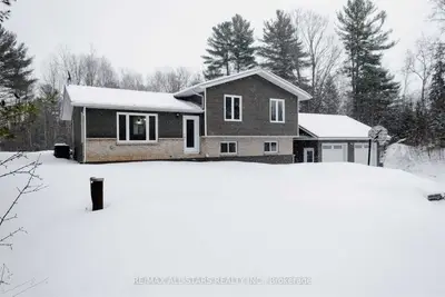 94 COUNTY RD 36, Trent Lakes, ON K0M 1A0