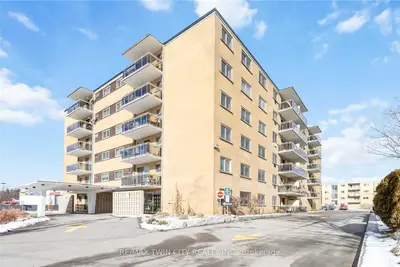 87 St George Street 602, Brantford, ON N3R 1V5