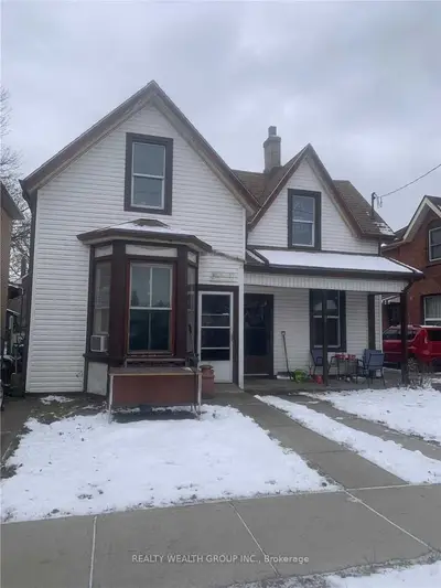 17-17/5 Sarah Street, Brantford, ON N3S 2Z5