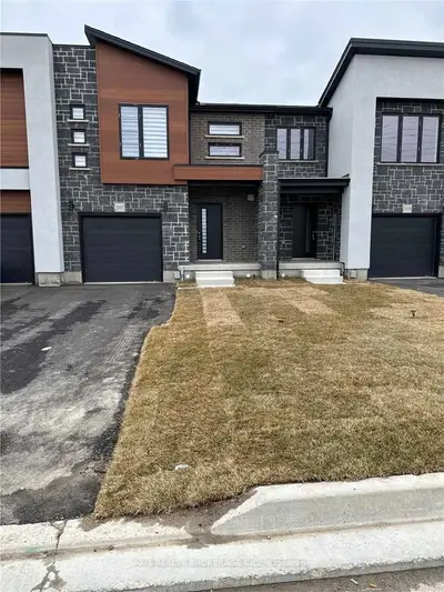 3005 Turner Crescent, London South, ON N6M 0J3