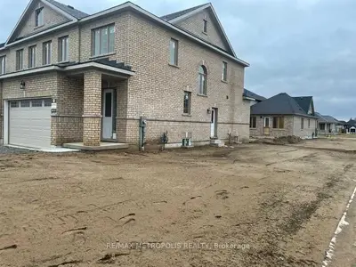32 Beretta Street, Tillsonburg, ON N4G 0J7