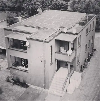 25 Wauchope Avenue, Cambridge, ON N1R 1A6