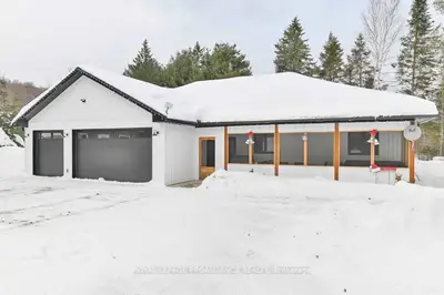 127 ASHBY LAKE Road, Addington Highlands, ON K0H 1L0