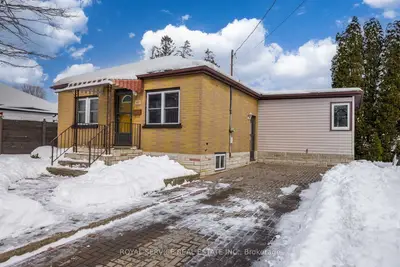 157 Hope Street N, Port Hope, ON L1A 2P2
