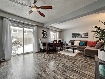 133 Sekura Crescent 29, Cambridge, ON N1R 7V7