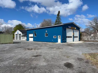 216 Belleville Road, Greater Napanee, On K7r 2r5