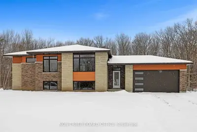 177 Michael's Way, Prince Edward County, On K0k 1l0