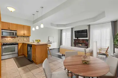158 Benziger Lane, Hamilton, ON L8E 6G6