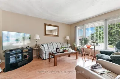 47 Bridlewood Drive, Welland, ON L3C 6J7