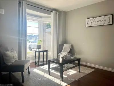 1900 Berrywood Crescent, Kingston, On K7p 3g4