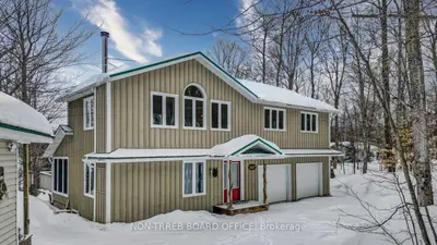 387 West Diamond Lake Road, Hastings Highlands, On K0l 2a0