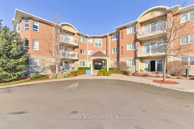15 Heartwood Drive 103, Belleville, On K8p 5p4