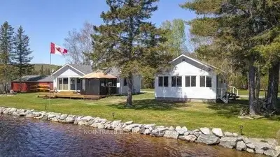 215d Paradise Landing Road, Hastings Highlands, On K0l 2s0