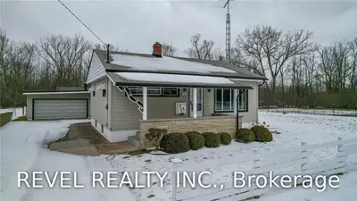 34 Pietz Avenue, Welland, On L3c 1z4