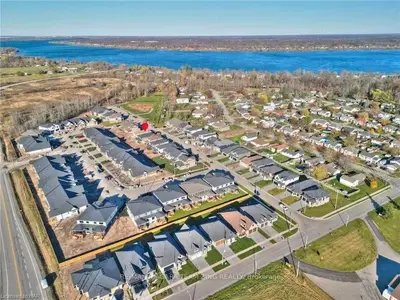 3817 Simpson Lane, Fort Erie, On L0s 1s0