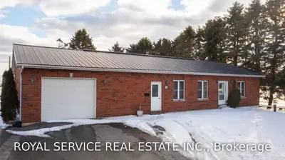 4865 Lakeshore Road, Port Hope, On L1a 3v7