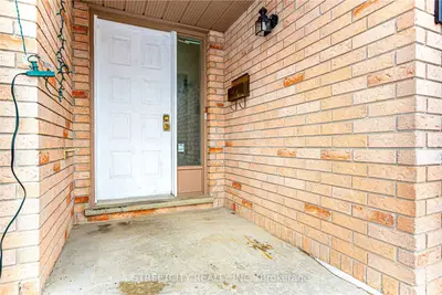 51 Bourbon Court, London East, ON N5V 4B3