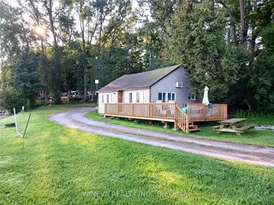 5440 County Rd 1, Prince Edward County, On, K0k 1t0