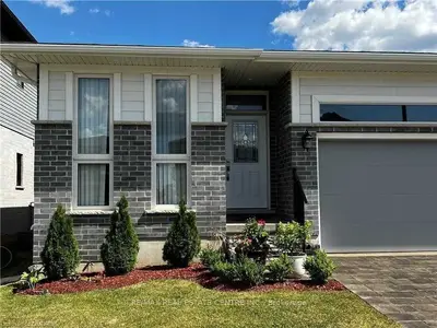 19 Sutherland Crescent, Ingersoll, On N5c 0e3
