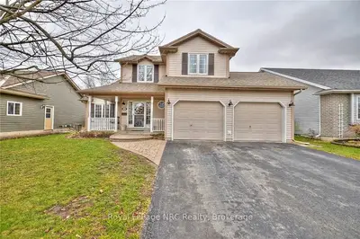 25 Maplewood Court, Haldimand, ON N1A 3G8
