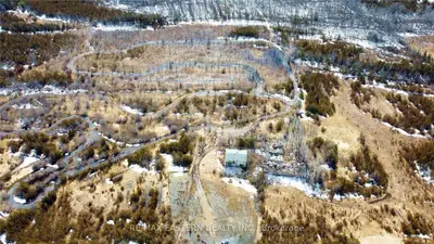 373 County Road 14, Prince Edward County, On K0k 1w0