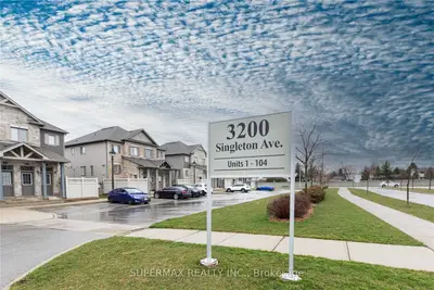 3200 SINGLETON Avenue 14, London South, ON N6L 0C7