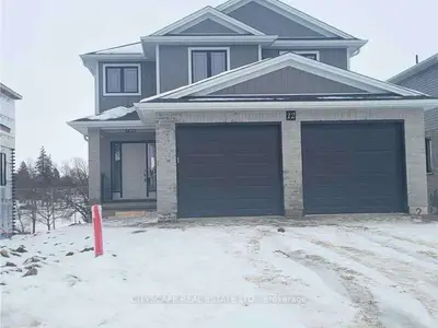 12 Greene Street E, South Huron, ON N0M 1S2