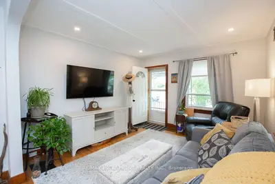396 Wellington Street, Brantford, ON N3S 4A9