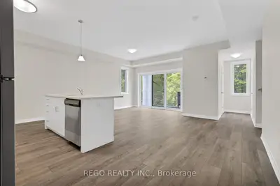 25 Isherwood Avenue 14, Cambridge, ON N1R 0E2