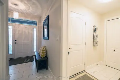 66 FARMINGTON Crescent, Belleville, ON K8N 0J8