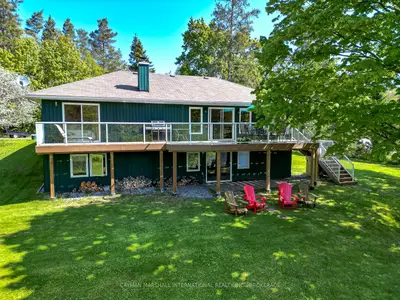 583 FALCON Road, Huntsville, ON P1H 1N3