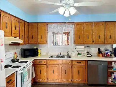 81 Oxford Street W, Blandford-Blenheim, ON N0J 1G0