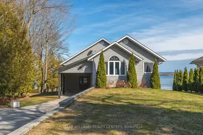 Detached in Georgian Bluffs