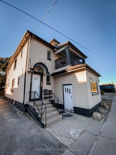 880 Dundas Street, London East, ON N5W 3A1