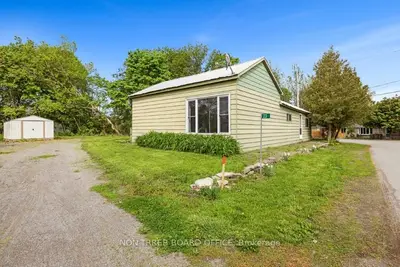 23 Wellington Avenue, Prince Edward County, On K0k 1t0