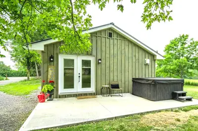 184 WESTLAKE Road, Quinte West, ON K8V 5P6`