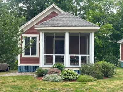 5 Summer Village Lane 170, Prince Edward County, ON K0K 1P0