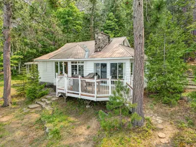 46 Circle Road, Hastings Highlands, On K0l 2k0