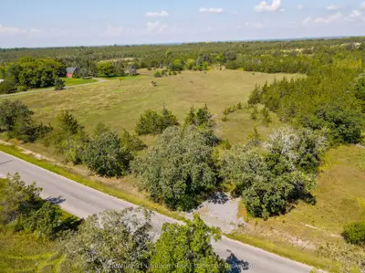 301 Chuckery Hill Road, Prince Edward County, On K0k 2t0