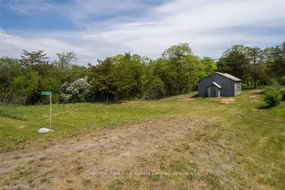 2186 Highway 49 Road, Prince Edward County, On K0k 2t0